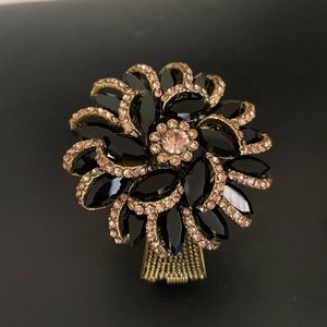 Costume Jewelry Metal Black Rose 2inches wide